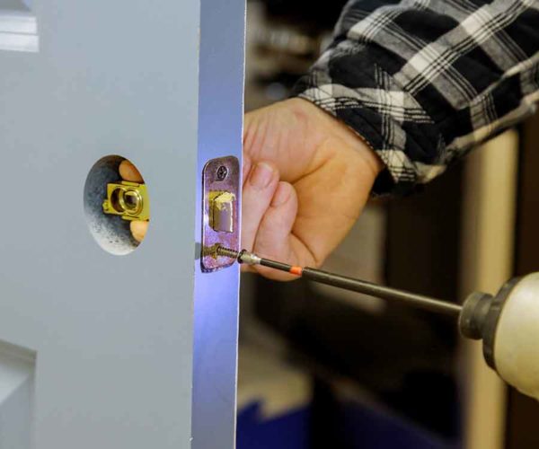 Commercial Locksmith Security